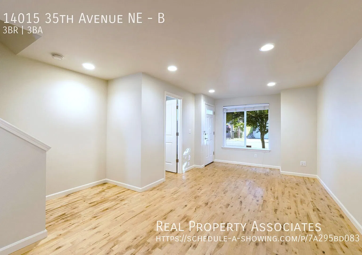 Bright & Spacious 3-Bedroom Townhouse in Seattle-Updated & Move-In Ready! — Photo 3