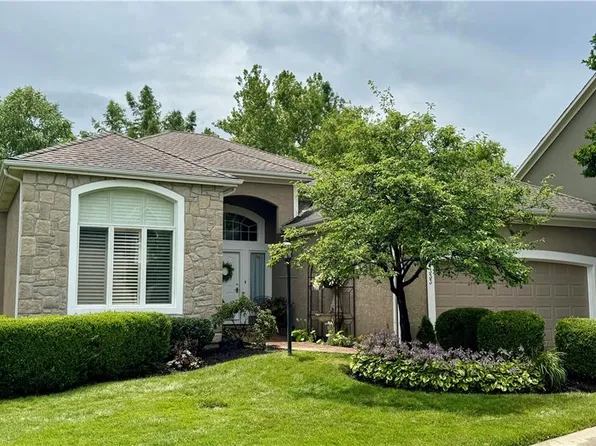 14333 Norwood St, Leawood, KS 66224