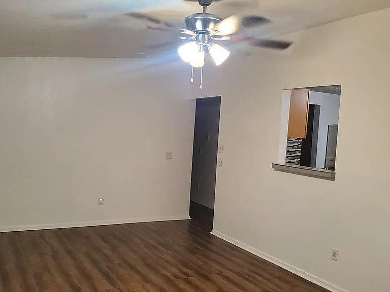 9609 Blue Bonnet Pl — Photo 6