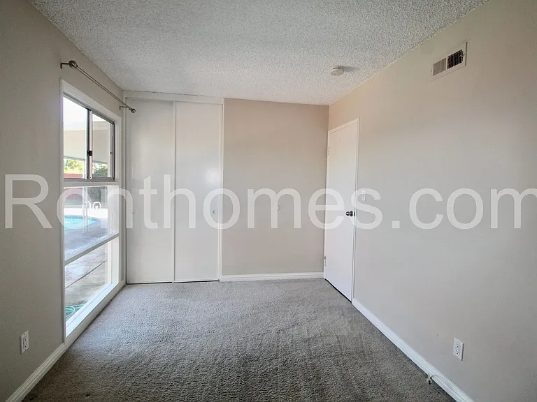 2029 Goshawk St — Photo 18