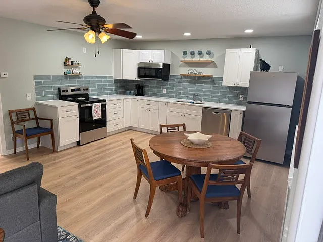 1 bed, $1,200 — Photo 1