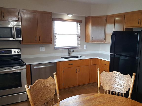 3rd image of 6399 Retton Ct