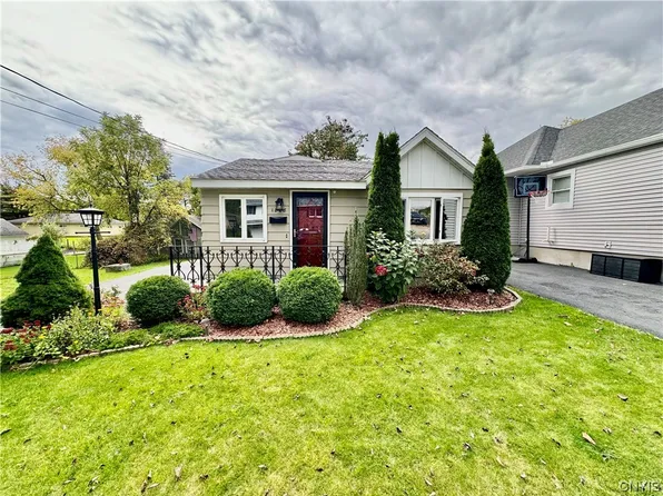 1808 Allen St, Utica, NY 13501