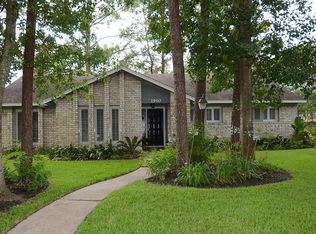 1910 River Falls Dr, Humble, TX 77339