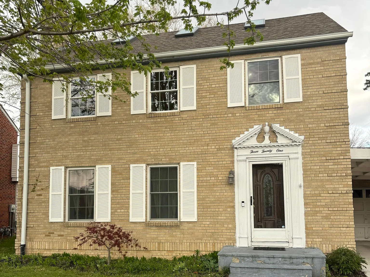 3 bed, 2040 sqft, $1,750 — Photo 1