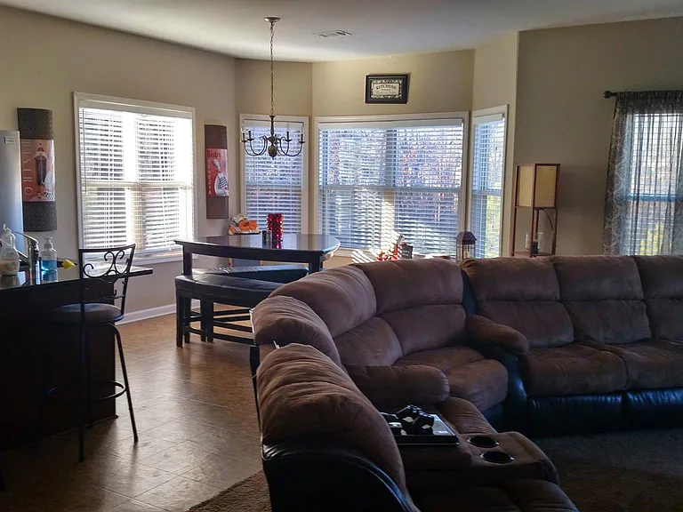 1240 Grayson Oaks Dr — Photo 9