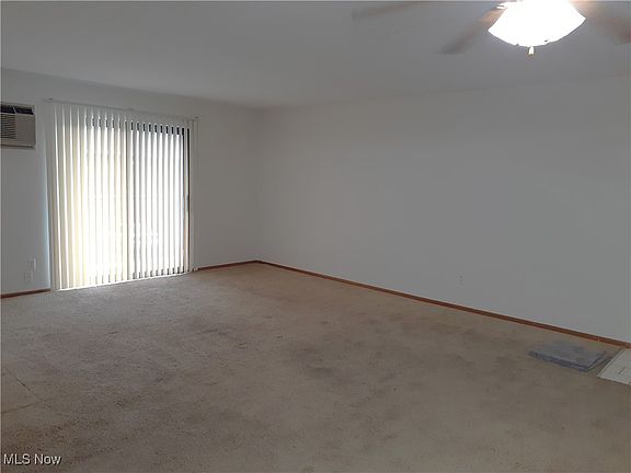 5th image of 23853 David Dr Unit 207