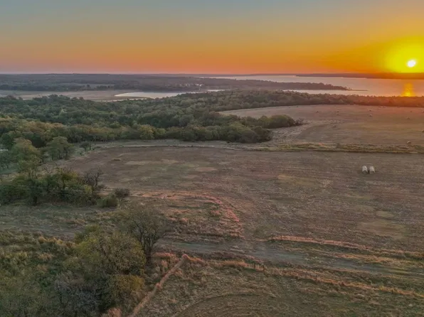 T5 E Prospect Ave, Ponca City, OK 74604