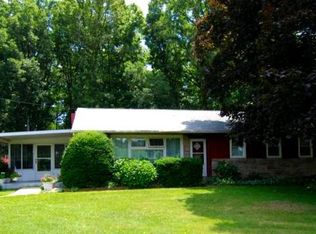 88 Old Church Rd, Robesonia, PA 19551