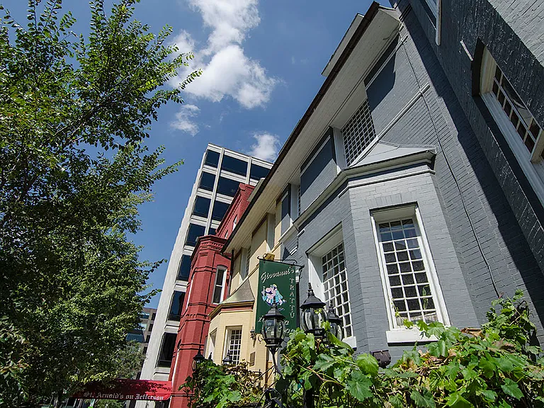 Picturesque neighborhood in Dupont Circle