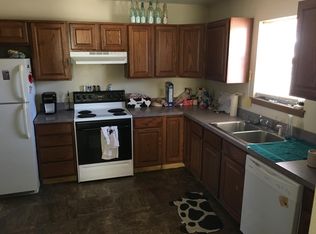 1217 N 10th St, Manhattan, KS 66502