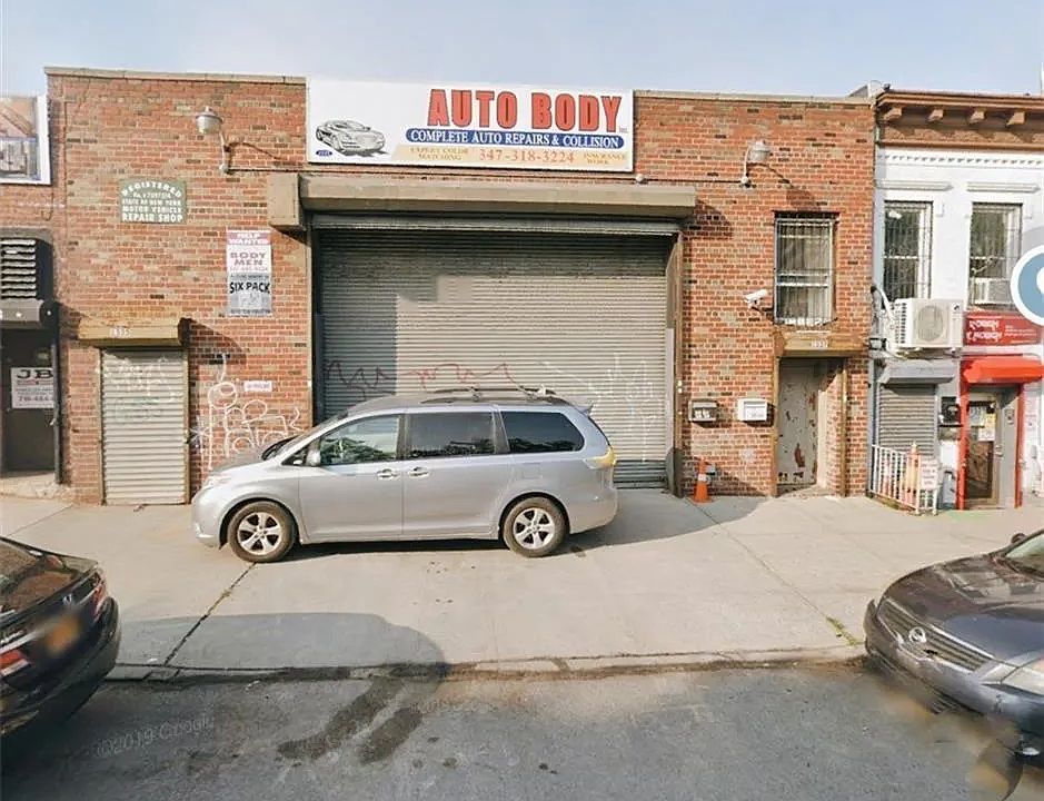 1st image of 1335 61st St