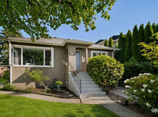 306 9th Ave, New Westminster, BC V3L 2A1