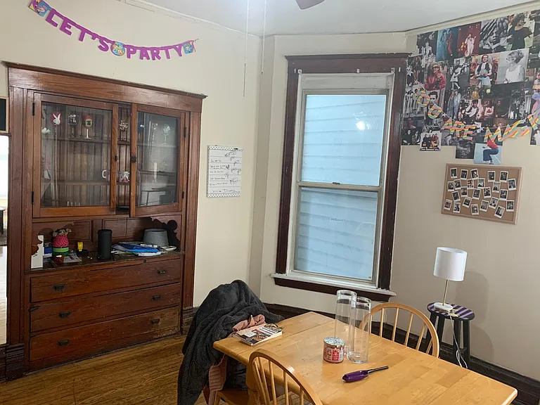 1116 W Wellington Ave #2 — Photo 6