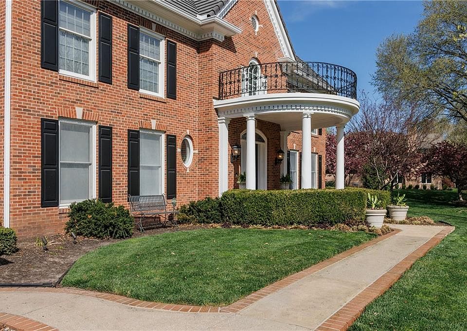 11708 Manor Rd, Leawood, KS 66211 Zillow