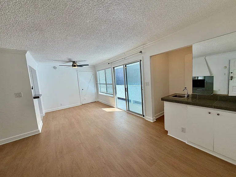 332 Culver Boulevard 363 Pershing — Photo 25