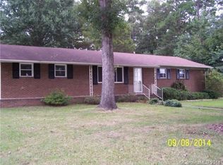 501 White Oak Ln, Matthews, NC 28104