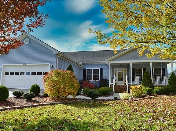 2nd image of 408 Sassafras Dr