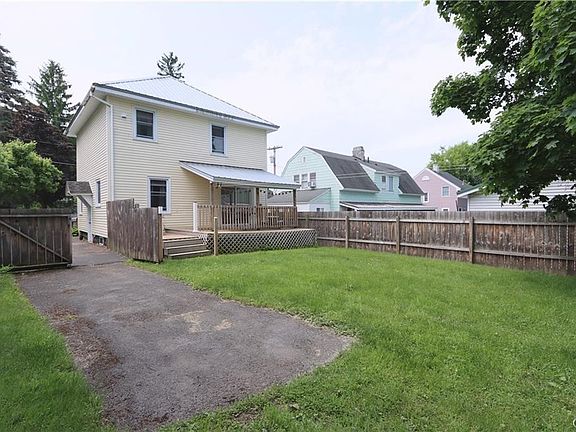 2nd image of 251 Charles St