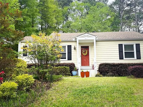 811 Scott Cir, Decatur, GA 30033