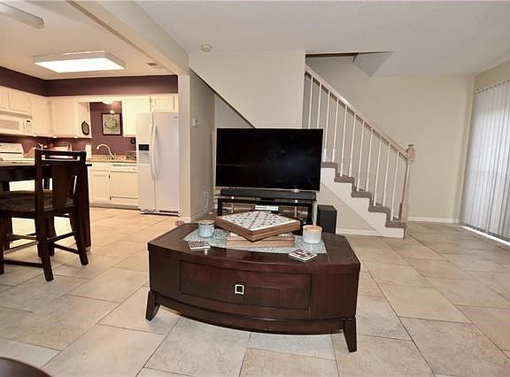 5th image of 5936 NE Moonstone Dr #17-D