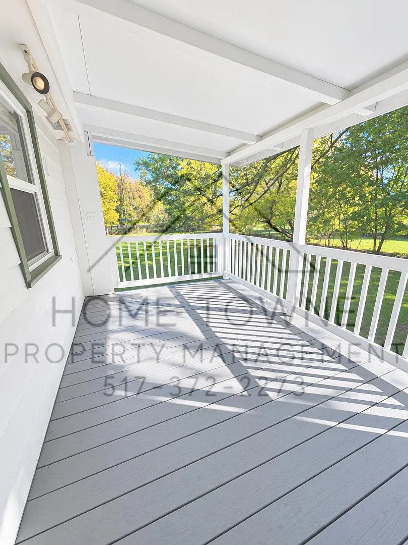 740 Clark Rd — Photo 3