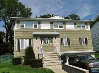 10 Frances St, Clifton, NJ 07014