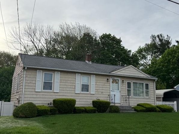 21 Cochran St, West Warwick, RI 02893