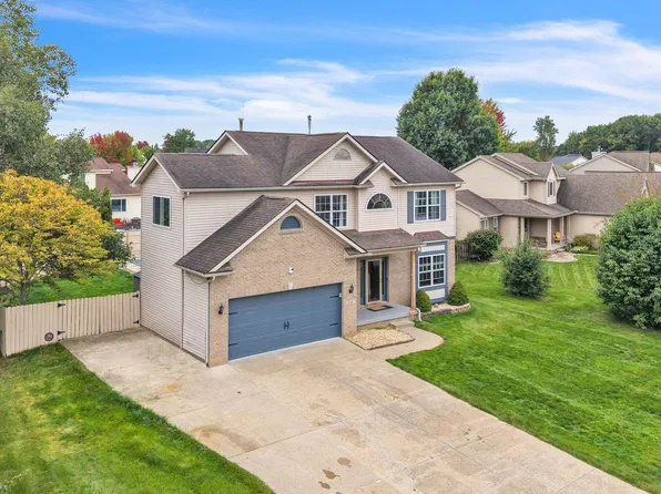 5196 Concordia Dr, Grand Blanc, MI 48439