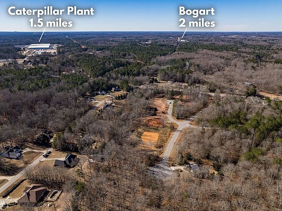 5th image of 320 Woodview Court