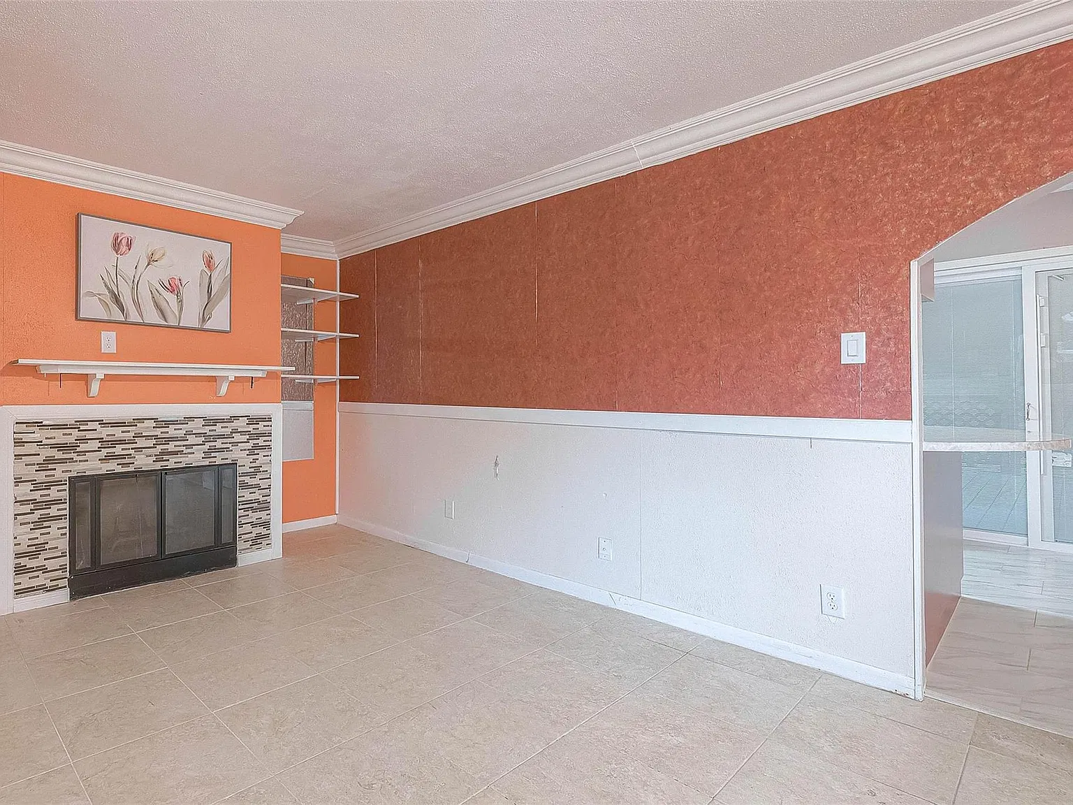 3 bed, 1.5 bath, 1170 sqft, $2,000 — Photo 4