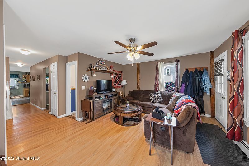 5th image of 7 Academy Street