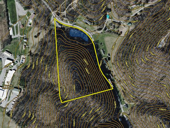 2nd image of 496 River Rd