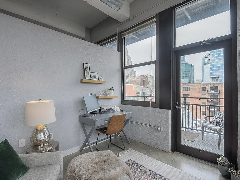 1535 Walnut St #501 — Photo 7