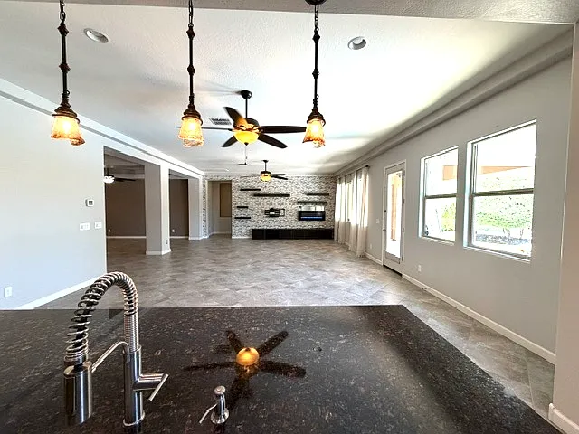 1142 E Bajor St — Photo 27