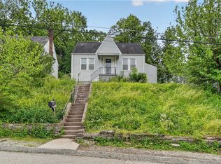 612 Hazel St, West Mifflin, PA 15122