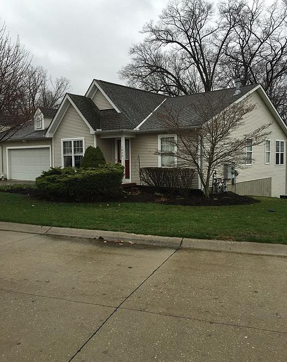 1st image of 1042 Saint Michaels Way #19
