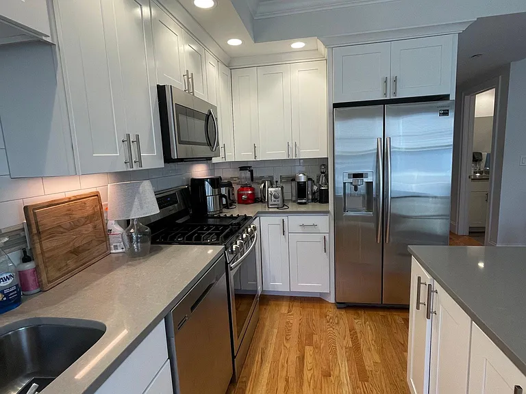 156 Tudor St #3 — Photo 3