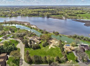 2705 Tichfield Ter, Johnsburg, IL 60051