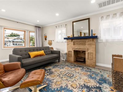 3648 4th Ave, Los Angeles, CA, 90018