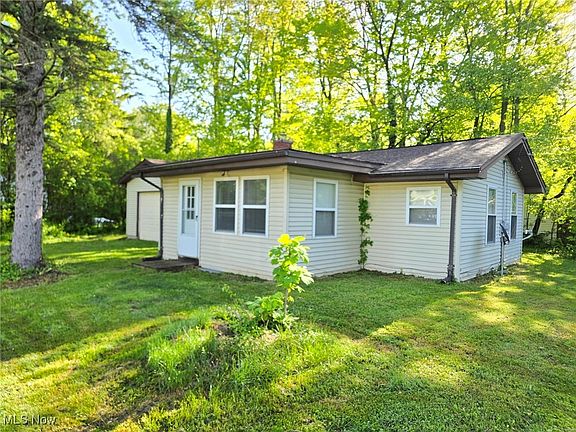 4th image of 1461 Parkview Dr