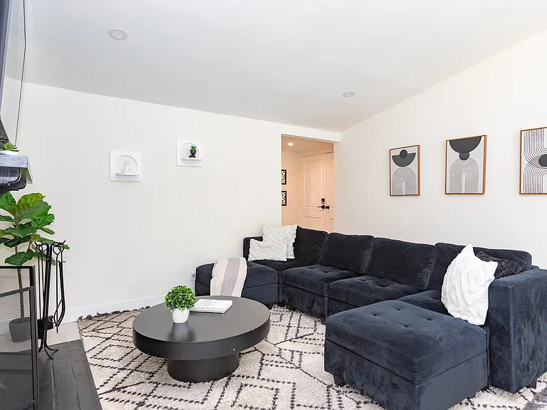 20660 Lemay St — Photo 41