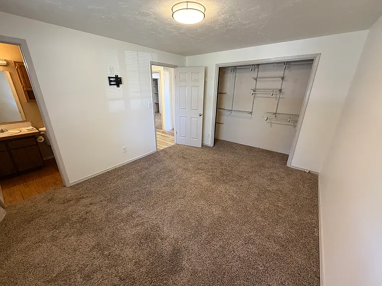 1155 S 5 W — Photo 23