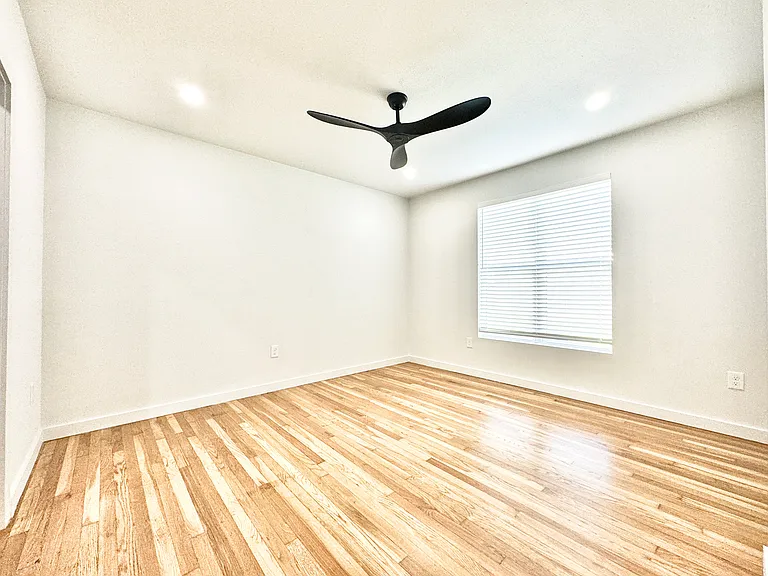 3300 Tom Green St #2 — Photo 11