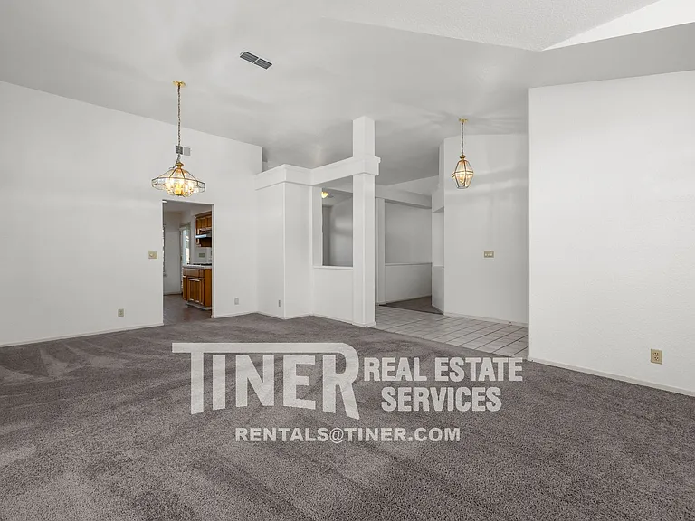 180 Briggs Ranch Dr — Photo 7