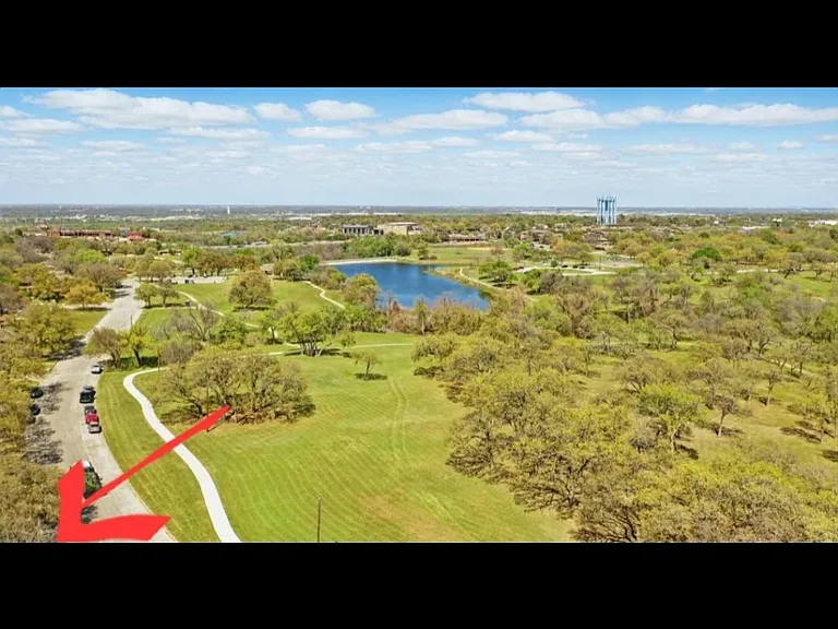 1744 Lake Shore Dr — Photo 10