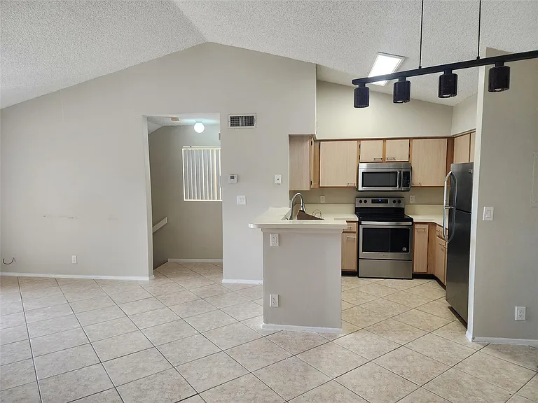 7630 Westwood Dr #328 — Photo 19