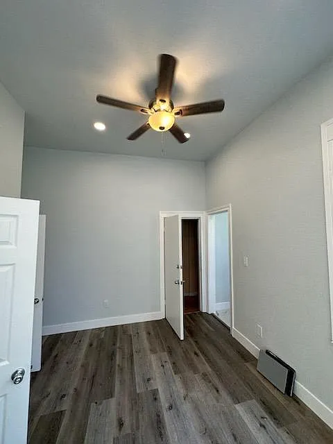 Studio, 350 sqft, $2,500 — Photo 1