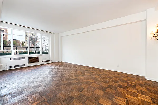 Sold by Bold New York | media 1