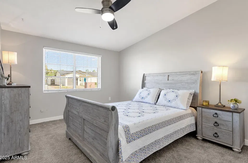 3 bed, 1120 sqft, $2,500 — Photo 4